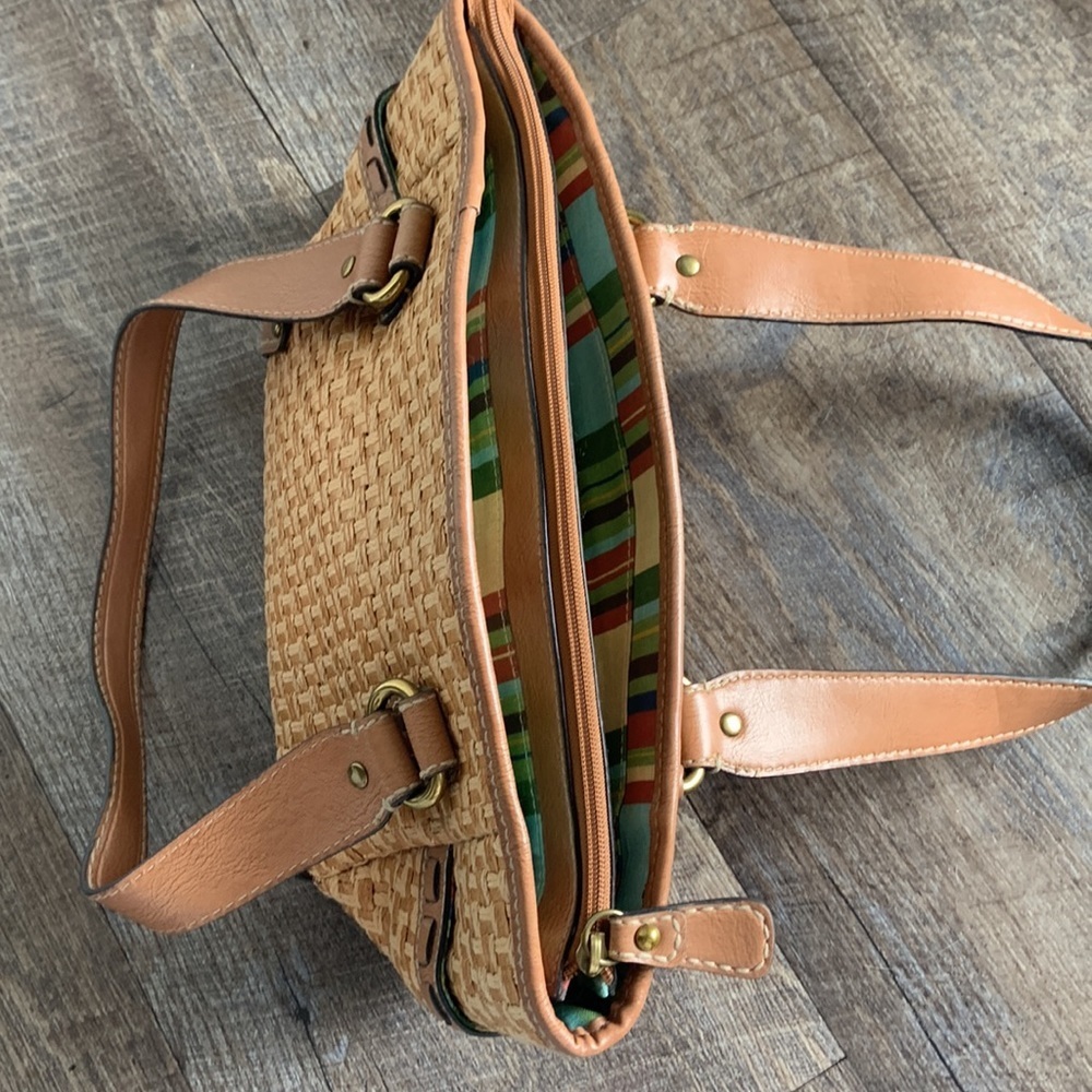Fossil Vintage Tan Basket Woven Leather Shoulder Bag - Picture 10 of 14